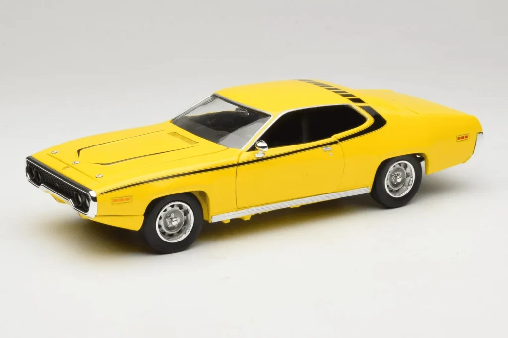 Model 1:18 Plymouth Satellite Daisy Dukes of Hazzard Auto World