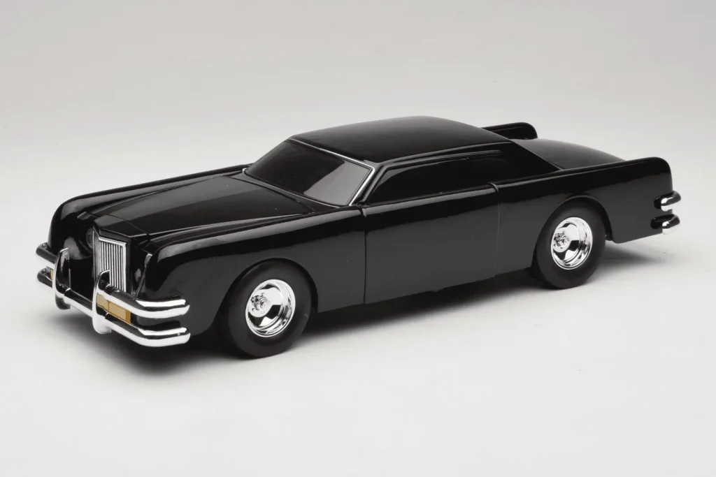 车型 1:18 Lincoln Continental Mark III The Barris Car Movie Auto World