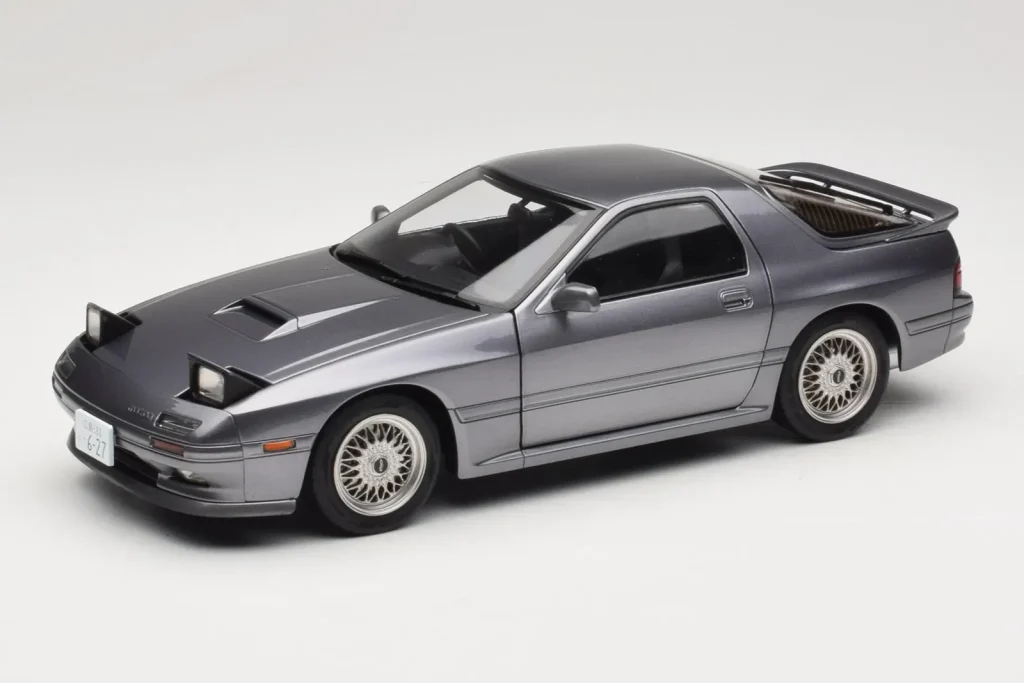 โมเดลรถ 1:18 Mazda Savanna RX-7 FC3S สีเทา Wheelart
