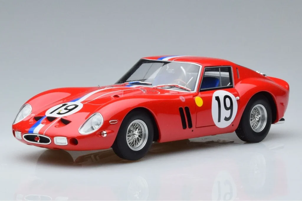 Model 1:18 Ferrari 250 GTO #19 Asia Edition GT Spirit