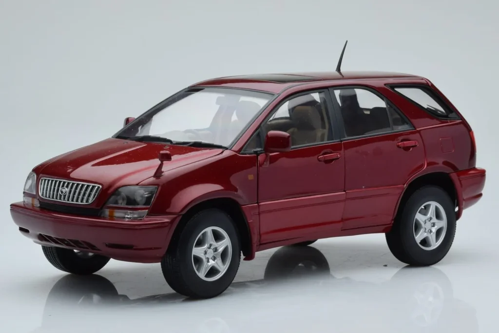 โมเดลรถ 1:18 Toyota Harrier สีแดงเมทัลลิก AUTOart (มือสอง)