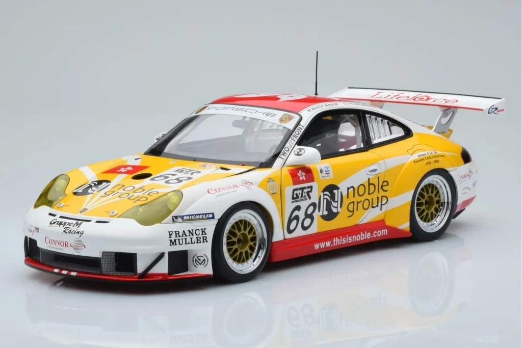 โมเดลรถ 1:18 Porsche 911 996 GT3 RSR #68 M. Marsh FIA GT Zhuhai ปี 2005 AUTOart (มือสอง)