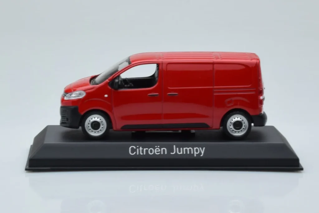 โมเดลรถ 1:43 Citroen Jumpy Van สีแดง Norev