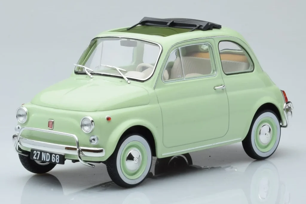 โมเดลรถ 1:18 Fiat 500 L Light Green Norev