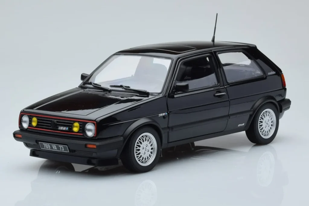 โมเดลรถ 1:18 Volkswagen Golf GTI Mk2 Match สีดำ Norev