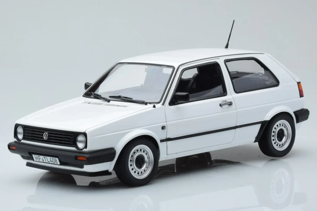 โมเดลรถ 1:18 Volkswagen Golf CL Mk2 White Limited Edition Norev