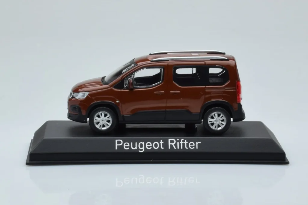 โมเดลรถ 1:43 Peugeot Rifter Copper Metallic Norev