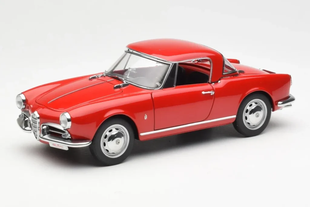 โมเดลรถ 1:18 Alfa Romeo Giulietta 1300 Spider สีแดง AUTOart (มือสอง)