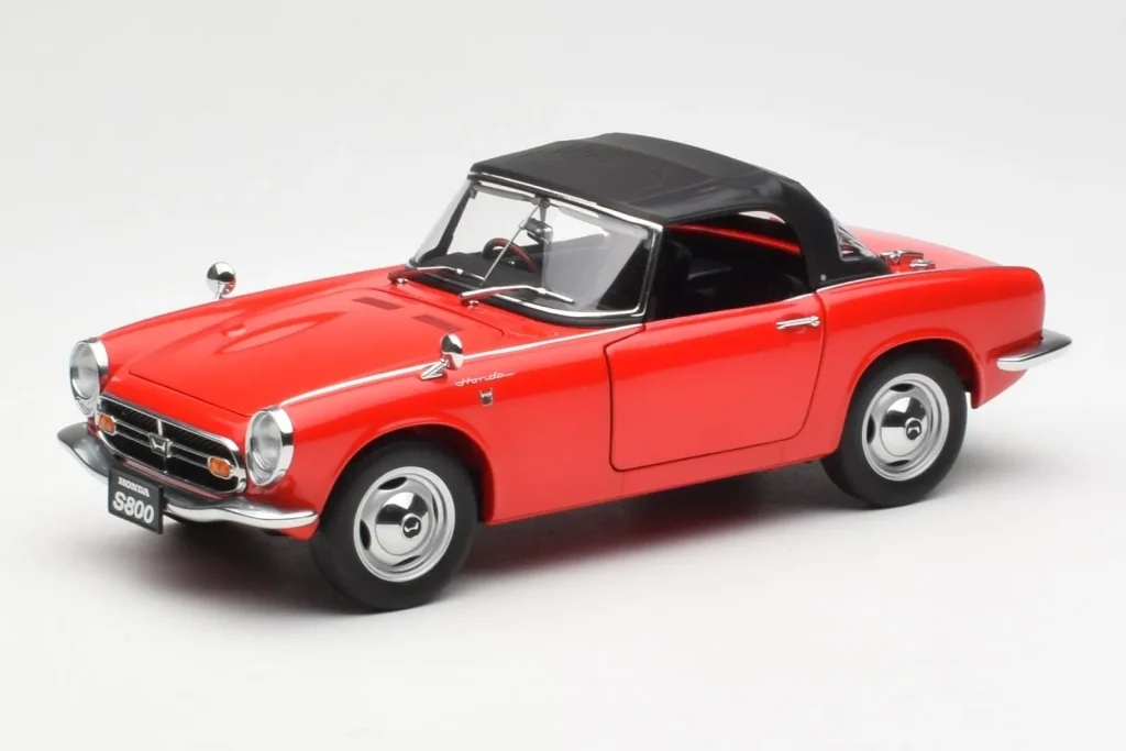 โมเดลรถ 1:18 Honda S800 Roadster สีแดง AUTOart (มือสอง)