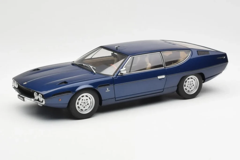 โมเดลรถ 1:18 Lamborghini Espada สีน้ำเงินเมทัลลิก AUTOart (มือสอง)