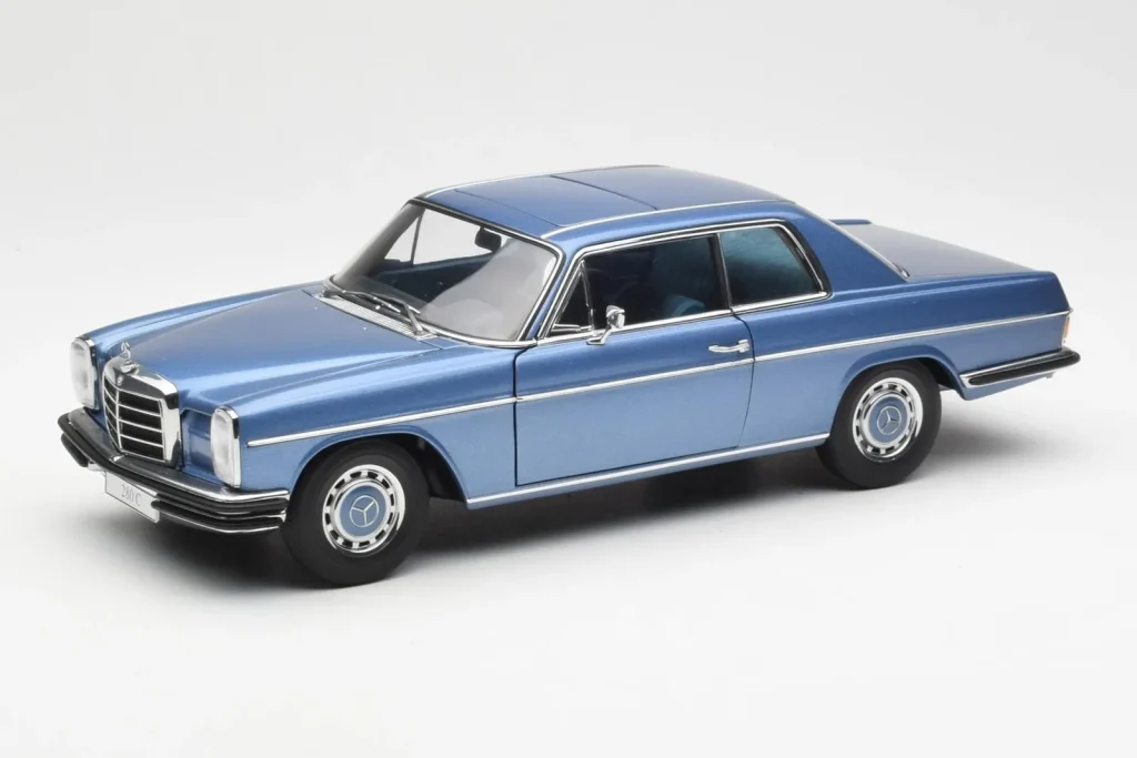 โมเดลรถ 1:18 Mercedes 280C/8 W114 Coupe สีน้ำเงินเมทัลลิก AUTOart (มือสอง)