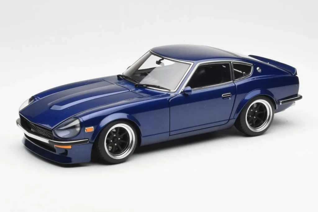 โมเดลรถ 1:18 Nissan Fairlady Z S30 Devil Z Wangan Midnight Movie AUTOart (มือสอง)