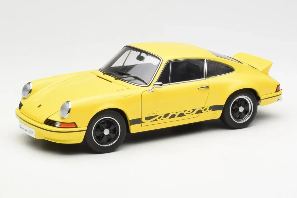 โมเดลรถ 1:18 Porsche 911 Carrera RS 2.7 สีเหลือง AUTOart (มือสอง)