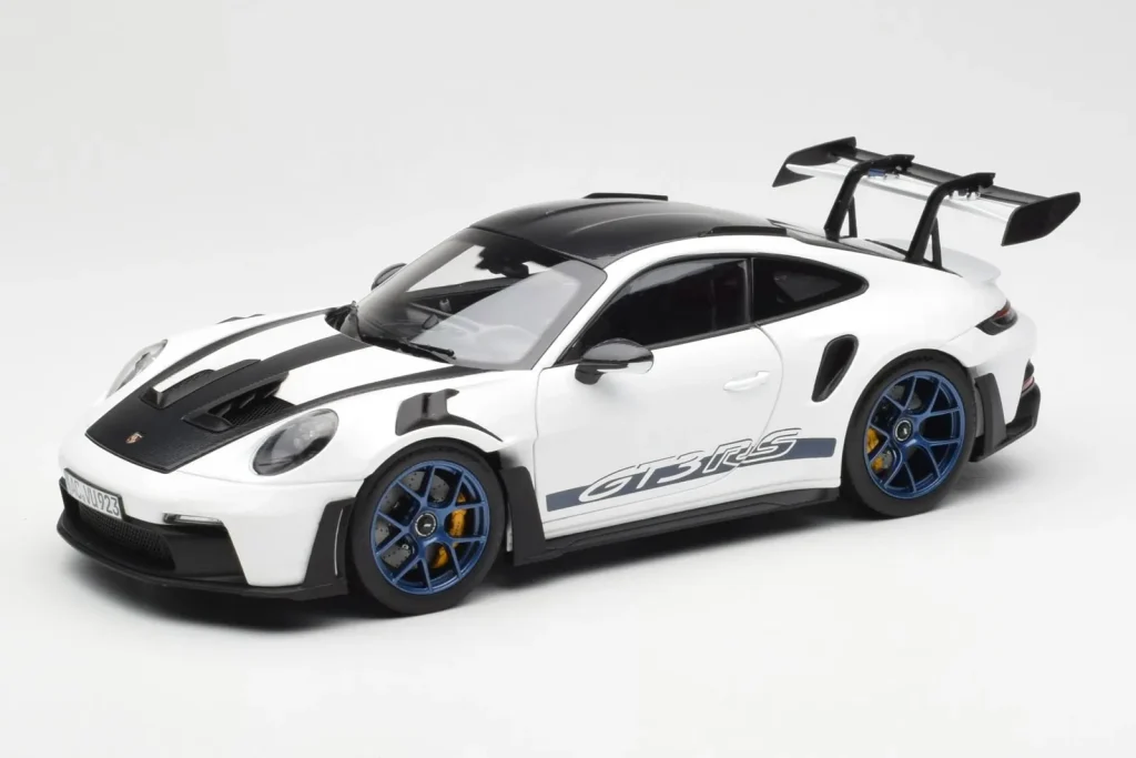 โมเดลรถ 1:18 Porsche 911 992 GT3 Weissach Package White & Indigo Blue Norev
