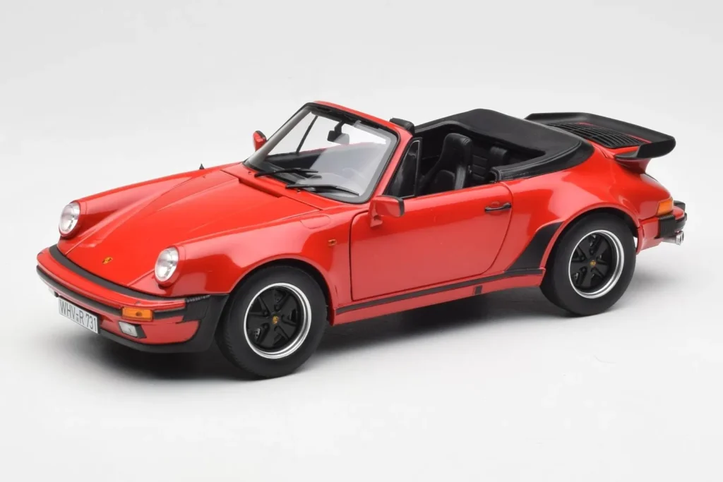 โมเดลรถ 1:18 Porsche 911 930 Turbo Cabriolet สีแดง Norev (มือสอง)