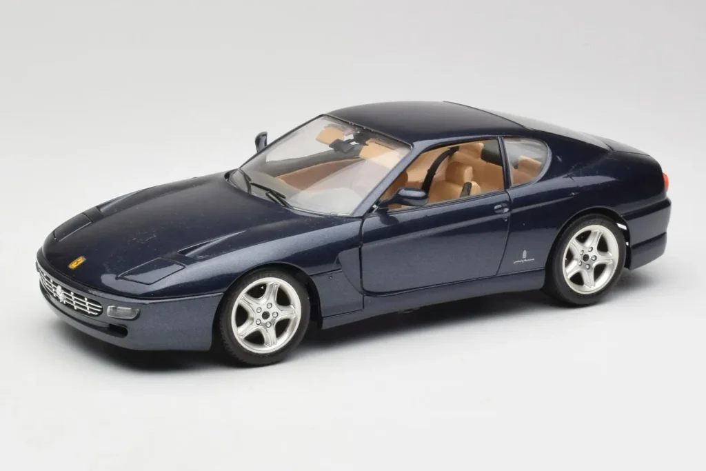 车型 1:18 Ferrari 456 GT 蓝色 Bburago [3036]