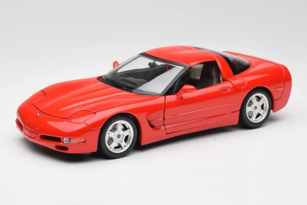 โมเดลรถ 1:18 Chevrolet Corvette C5 สีแดง Bburago (มือสอง)