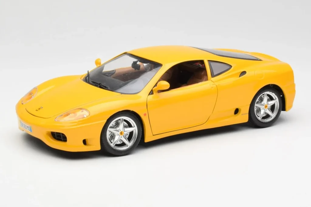 โมเดลรถ 1:18 Ferrari 360 Modena สีเหลือง Bburago (มือสอง)