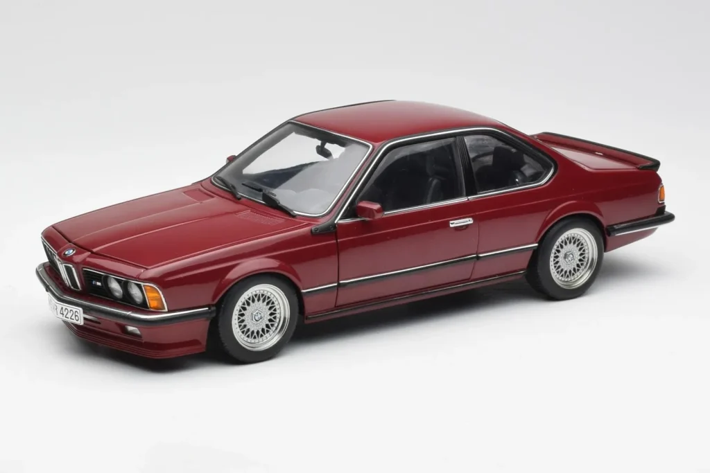 โมเดลรถ 1:18 BMW M635 CSi E24 Karmin สีแดง AUTOart (มือสอง)