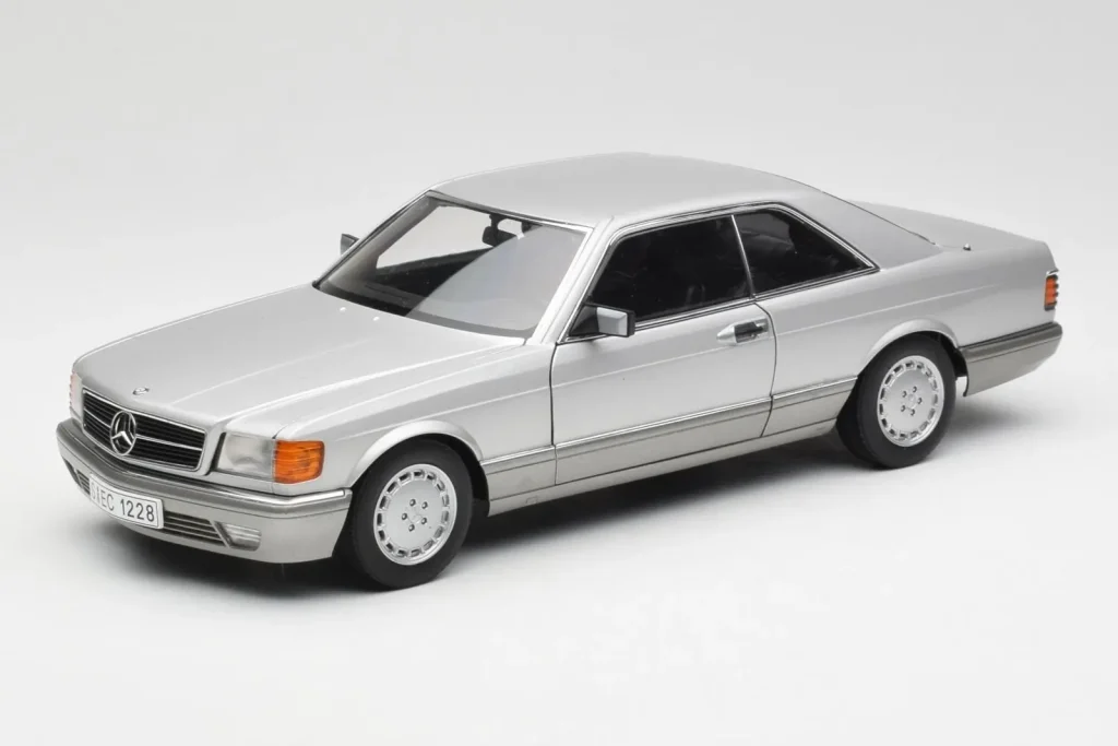 โมเดลรถ 1:18 Mercedes 500 SEC C126 สีเงิน AUTOart (มือสอง)