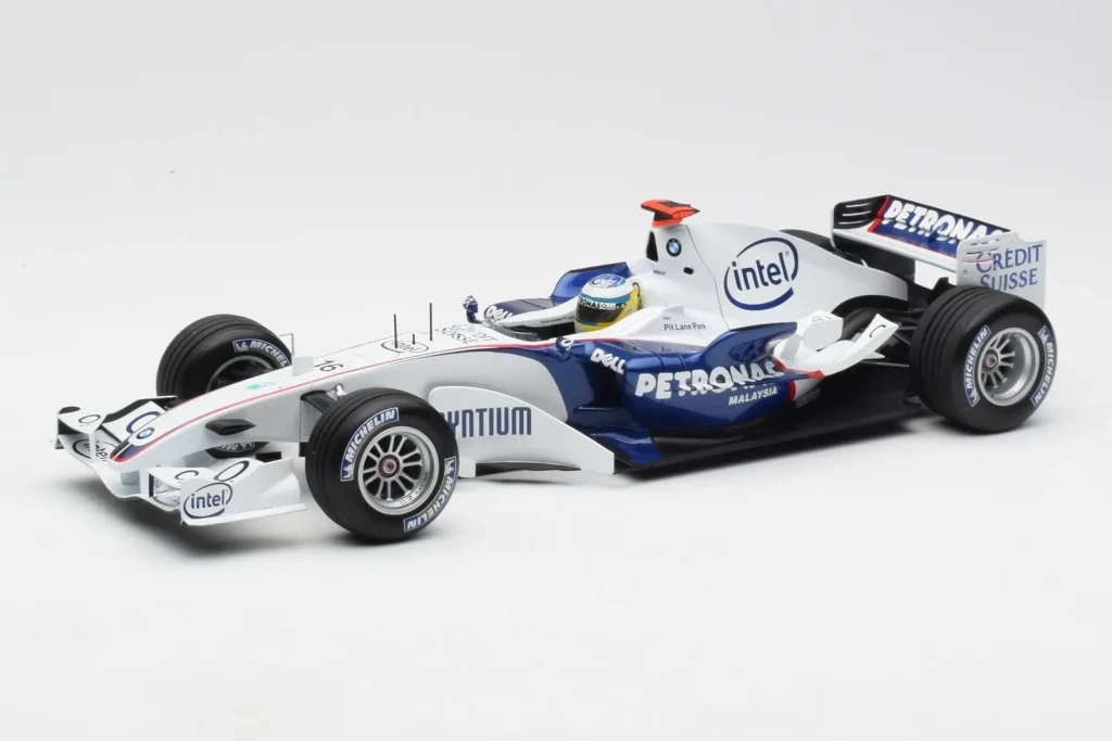 โมเดลรถ 1:18 BMW Sauber F1.06 #16 N. Heidfeld F1 ปี 2006 Minichamps (มือสอง)
