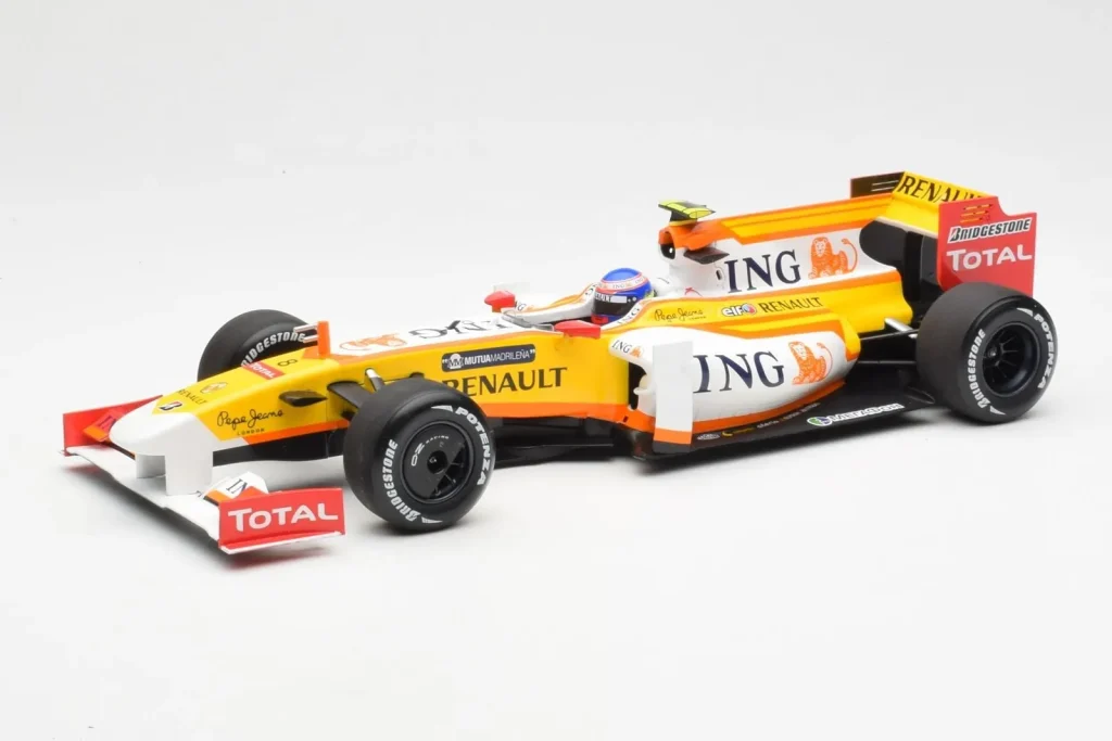โมเดลรถ 1:18 Renault F1 Team R29 #10 R. Grosjean F1 ปี 2009 Minichamps (มือสอง)