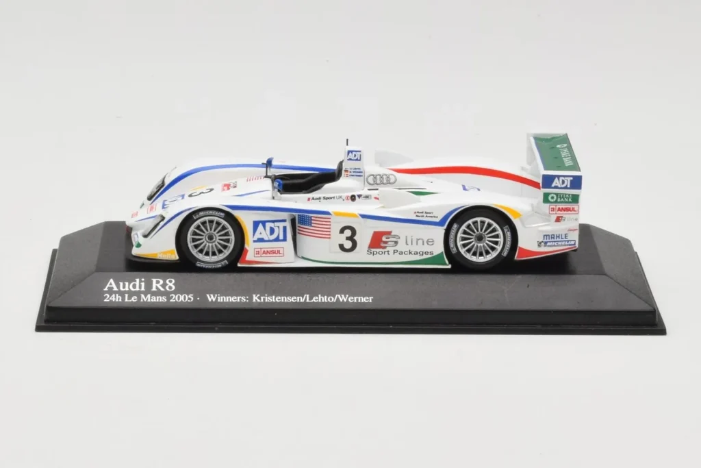 โมเดลรถ 1:43 Audi R8 LMP1 #3 J. Lehto / M. Werner / T. Kristensen 24 Hours of Le Mans Winner ปี 2005 Minichamps (มือสอง)