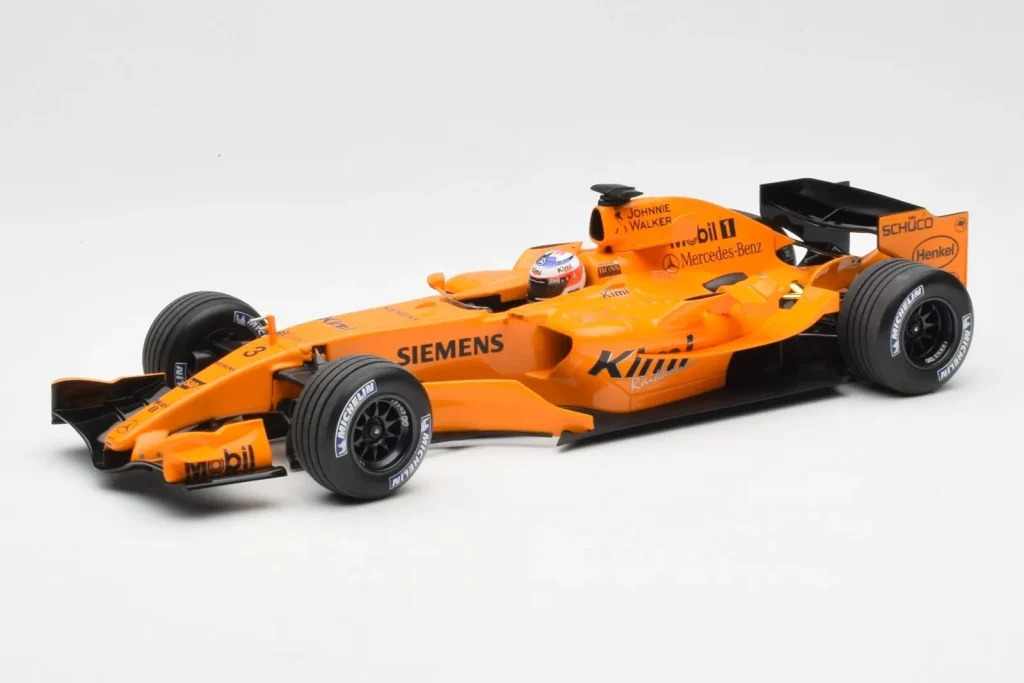 โมเดลรถ 1:18 McLaren MP4-21 Mercedes #3 K. Raikkonen Interim Livery ปี 2006 Minichamps (มือสอง)