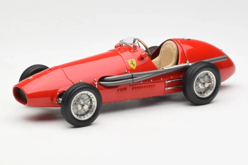 โมเดลรถ 1:18 Ferrari 500 F2 #1 A. Ascari F1 Double World Champion -1953 ปี 1952 CMC (มือสอง)