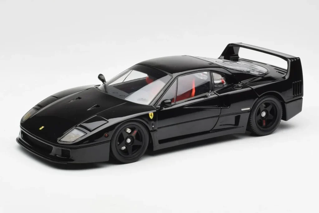 โมเดลรถ 1:18 Ferrari F40 สีดำ Kyosho