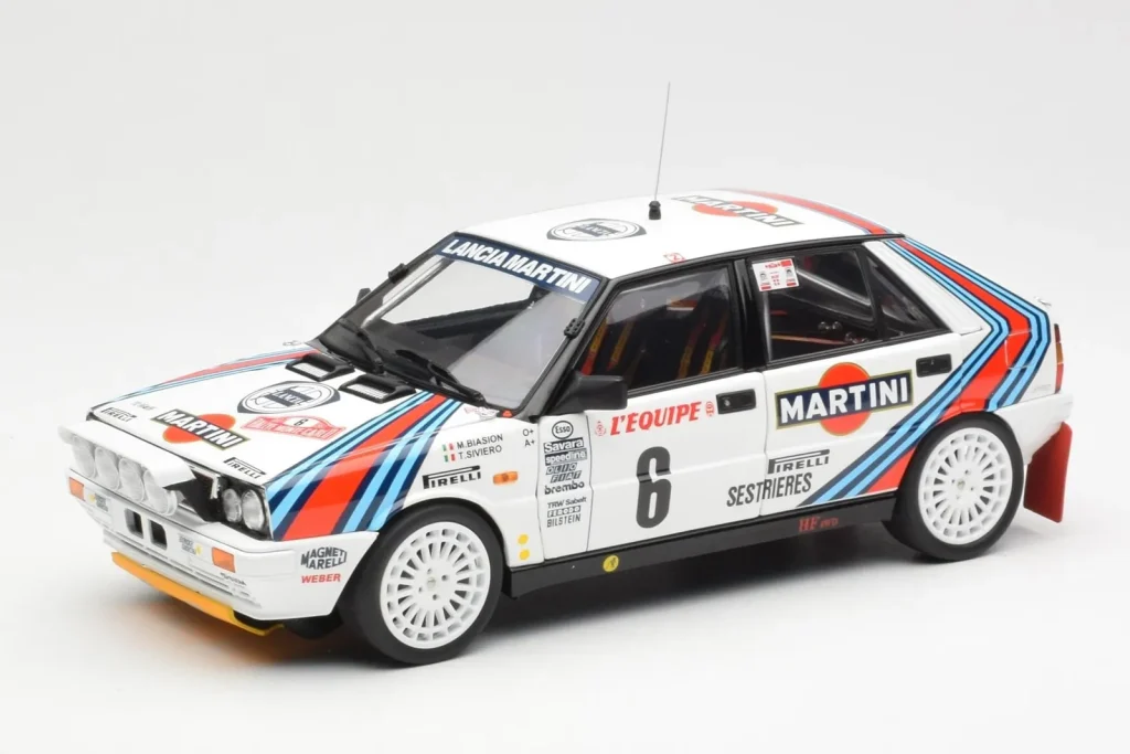 โมเดลรถ 1:18 Lancia Delta HF 4WD #6 M. Biasion / T. Siviero Martini Rally Monte Carlo ปี 1987 Kyosho