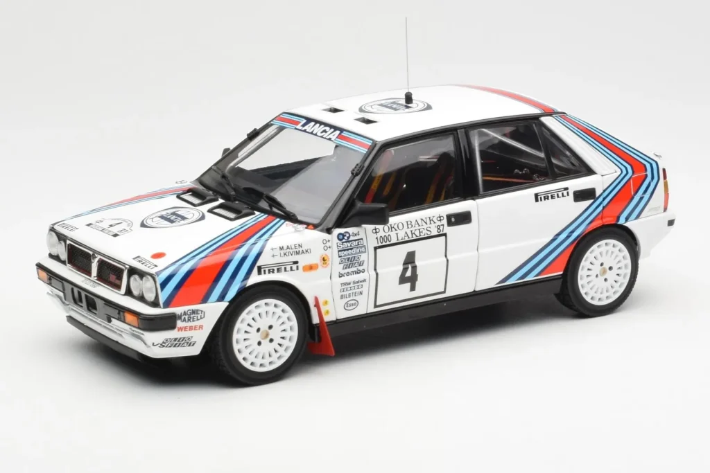 โมเดลรถ 1:18 Lancia Delta HF 4WD #4 M. Alen / I. Kivimaki Martini Rally 1000 Lakes ปี 1987 Kyosho