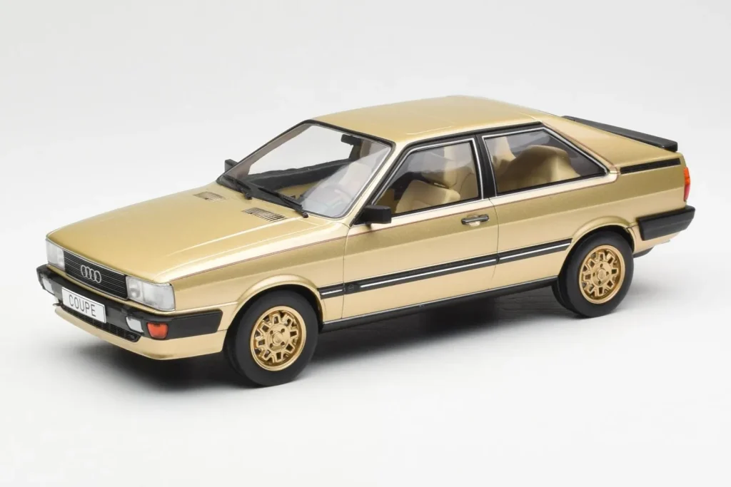 โมเดลรถ 1:18 Audi Coupe GT B2 สีทอง MCG