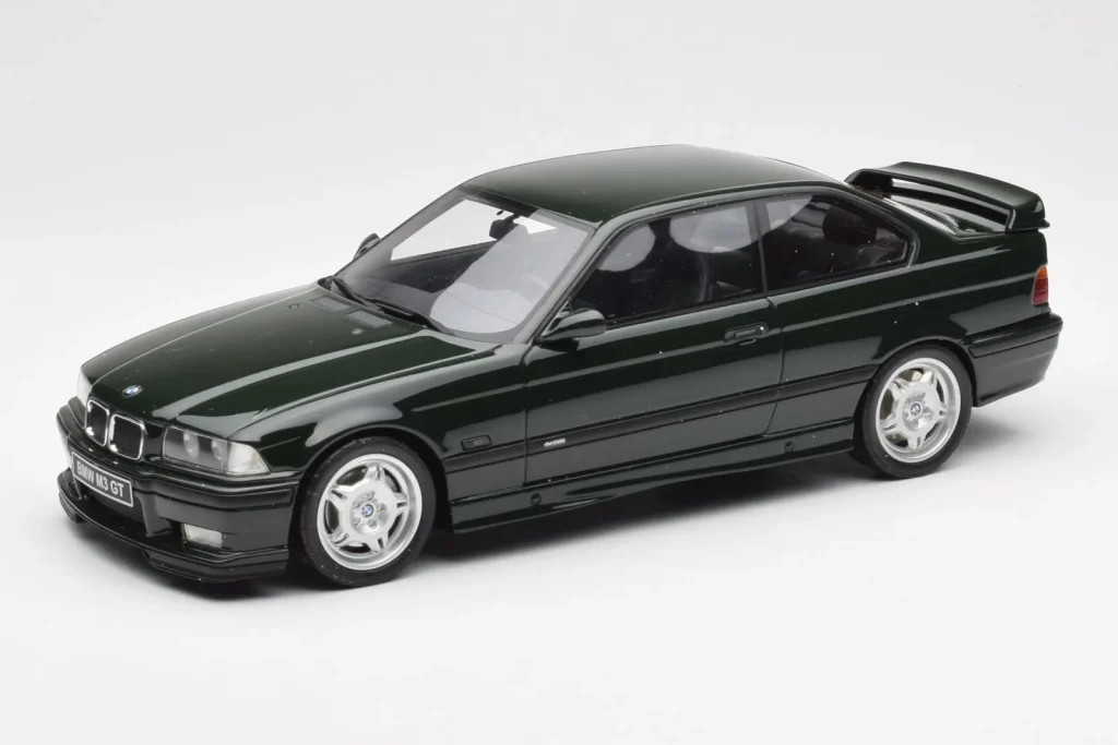 โมเดลรถ 1:18 BMW M3 E36 GT British Racing สีเขียว Otto (มือสอง)