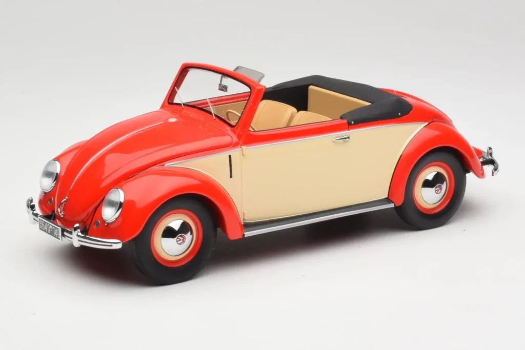 โมเดลรถ 1:18 Volkswagen Beetle Hebmuller Convertible Red & Cream Minichamps (มือสอง)