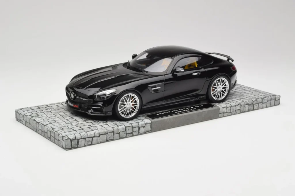 โมเดลรถ 1:18 Mercedes Brabus AMG GT S C190 Obsidian สีดำ Minichamps (มือสอง)