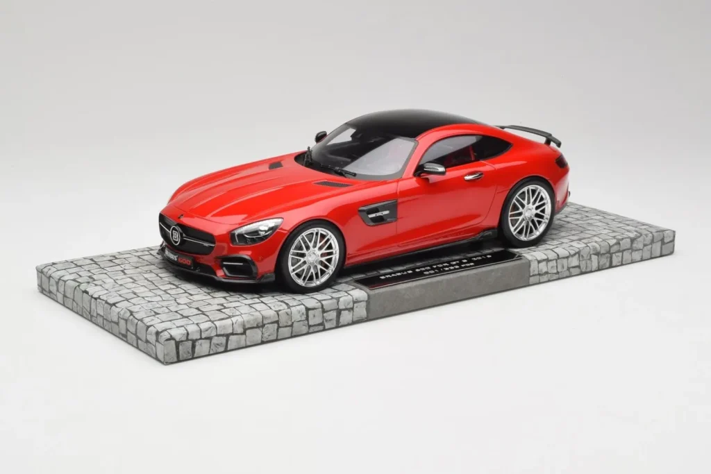 โมเดลรถ 1:18 Mercedes Brabus AMG GT S C190 600 Mars สีแดง Minichamps (มือสอง)