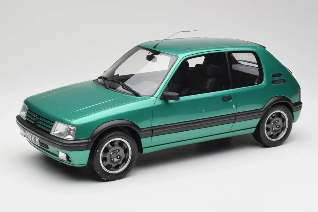 โมเดลรถ 1:12 Peugeot 205 GTI Griffe Otto (มือสอง)