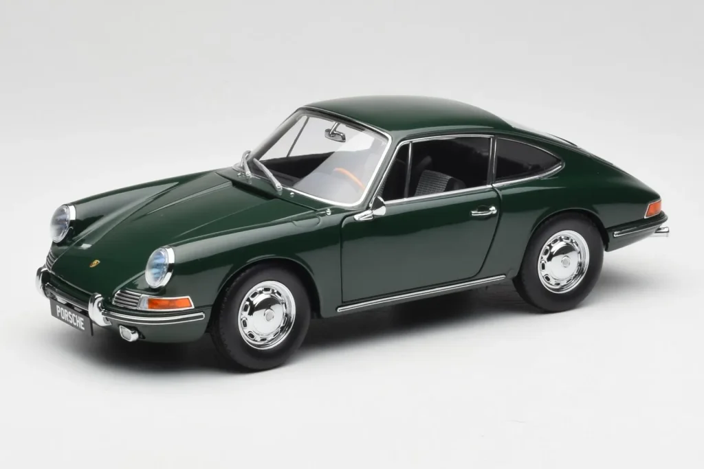 โมเดลรถ 1:18 Porsche 911 901 Irish สีเขียว Kyosho