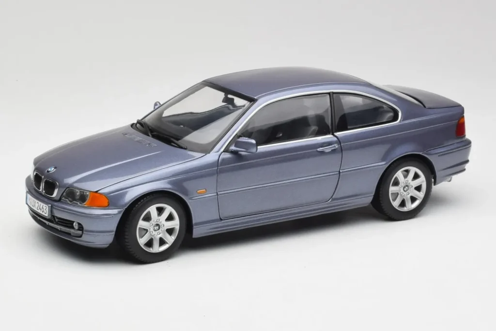 โมเดลรถ 1:18 BMW 318Ci E46 สีน้ำเงิน Kyosho (มือสอง)