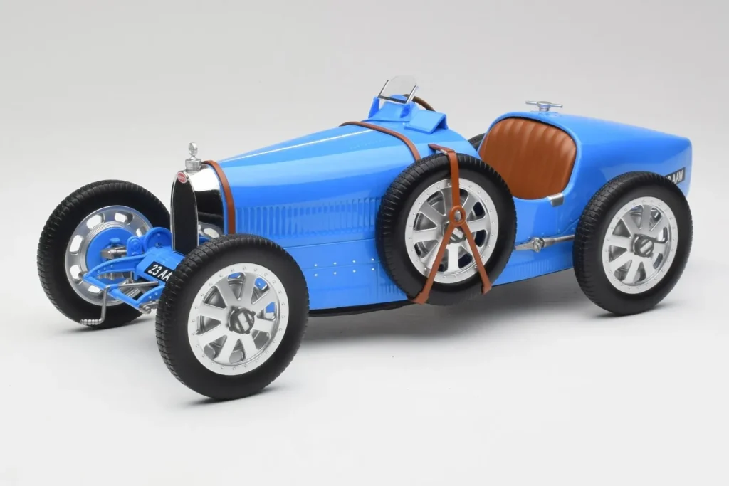 车型 1:12 Bugatti Type 35 蓝色 Norev