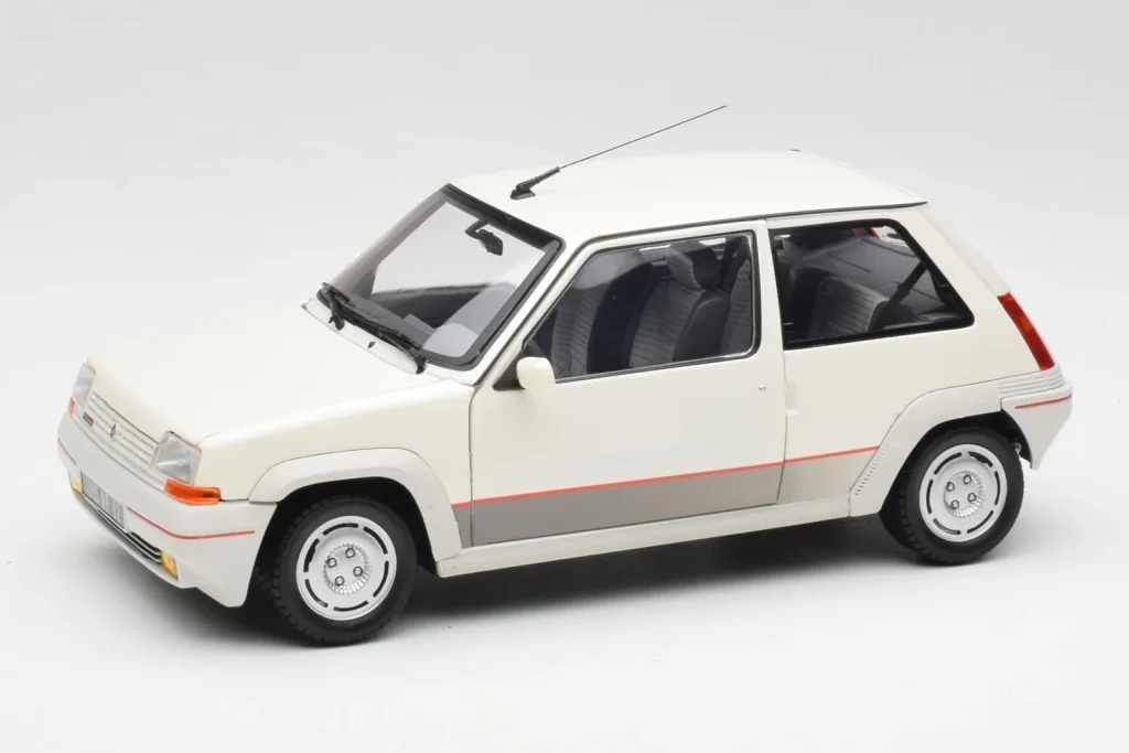 โมเดลรถ 1:18 Renault Super 5 GT Turbo Phase 1 Pearl สีขาว Norev