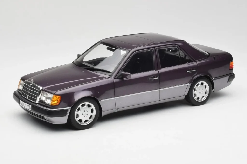 โมเดลรถ 1:18 Mercedes 500 E W124 Bornit Metallic Norev (มือสอง)