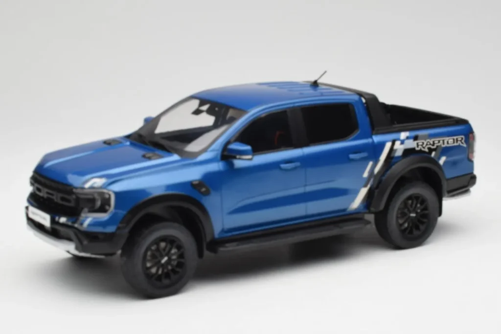 โมเดลรถ 1:18 Ford Ranger Raptor สีน้ำเงินเมทัลลิก MCG