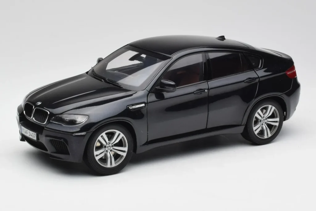 Model 1:18 BMW X6 M F86 Black Kyosho