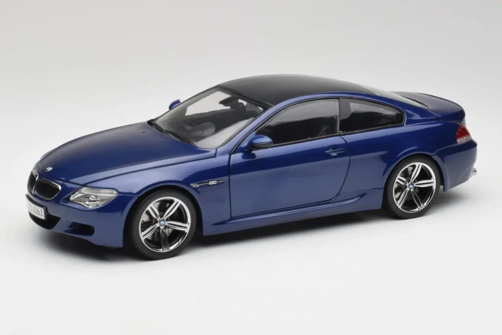 Model 1:18 BMW M6 E63 blue Kyosho