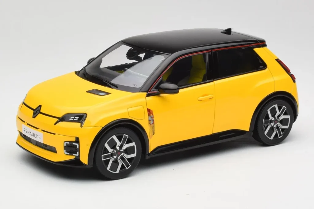 โมเดลรถ 1:18 Renault 5 E-Tech Pop Yellow & Black Norev