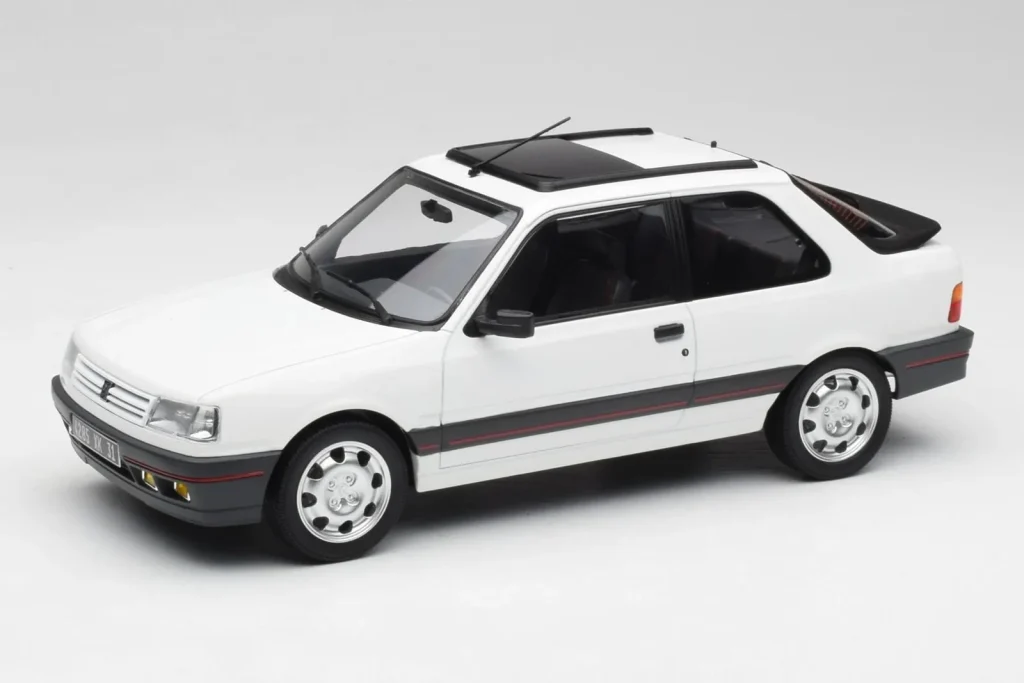 โมเดลรถ 1:18 Peugeot 309 GTi Meije สีขาว Norev