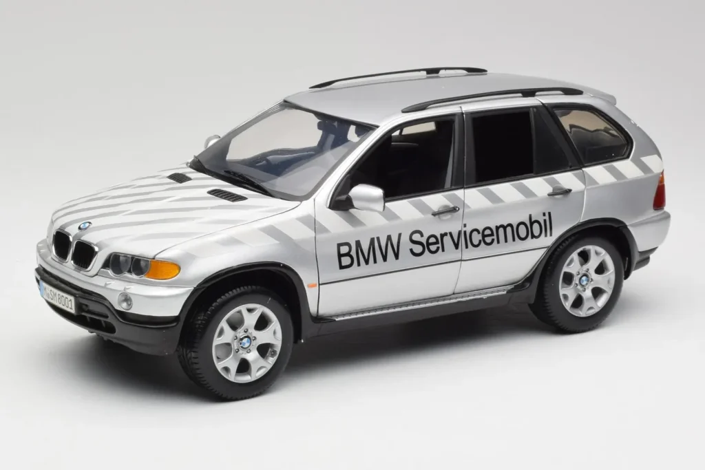 โมเดลรถ 1:18 BMW X5 E53 3.0d Service Mobil Kyosho (มือสอง)