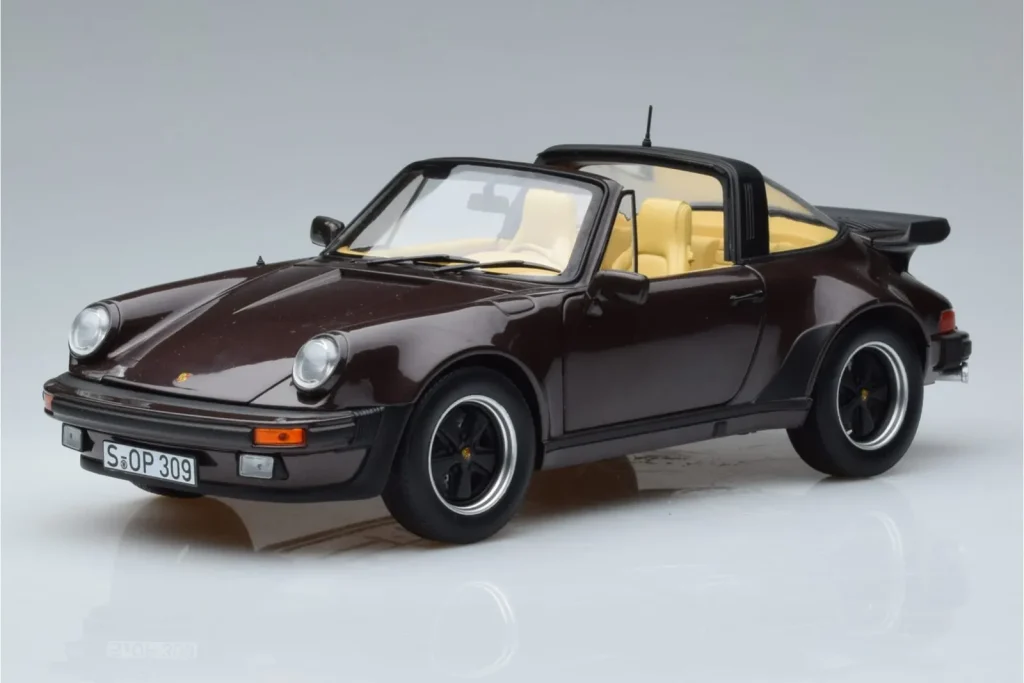 Model 1:18 Porsche 911 964 Turbo Targa brown Norev